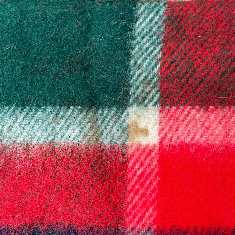 Vintage Troy Robe Blanket Plaid Red Green Tartan Wool Fringe Stadium Lap Throw